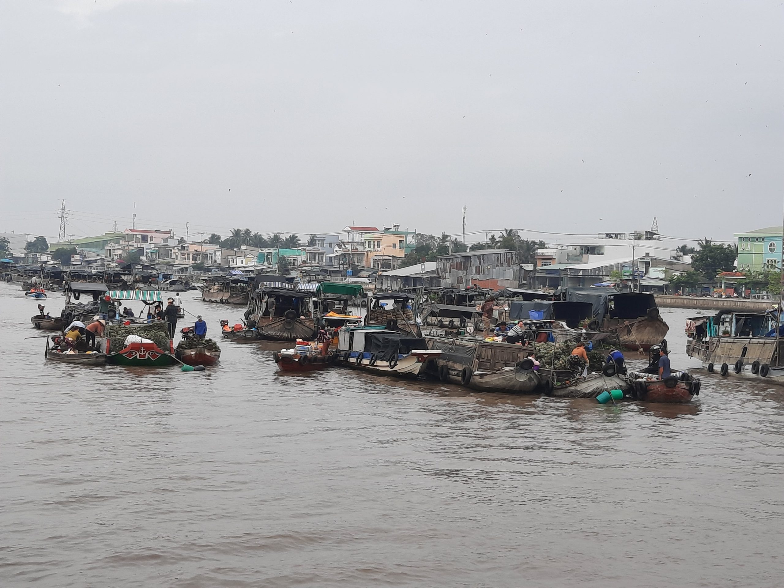 Cai Rang floating market